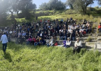 ΕΠΙΛΟΓΟΣ ΤΡΙΗΜΕΡΟΥ ΣΕ ΑΤΜΟΣΦΑΙΡΑ ΕΘΝΙΚΗΣ ΤΡΑΓΩΔΙΑΣ