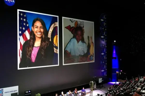 x – Space Center Houston Entry Ticket