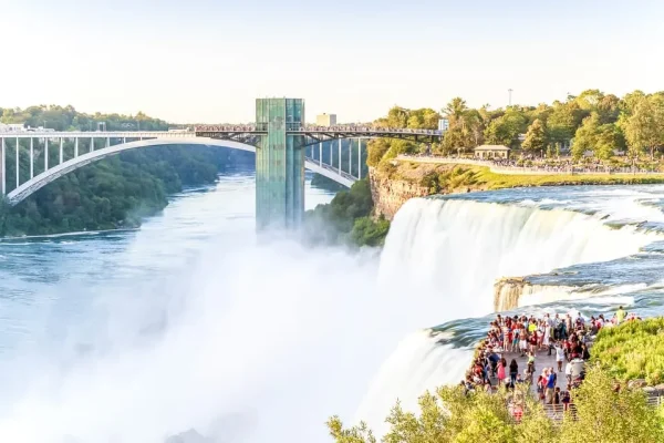 x – 1-Day Niagara Falls Tour
