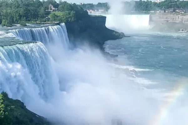 x – 1-Day Niagara Falls Tour